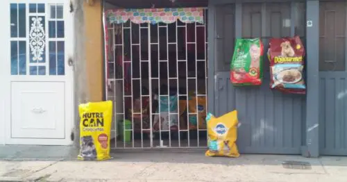 TIENDA PARA MASCOTAS CARRERA 23C TIENDA PARA MASCOTAS CARRERA 23C